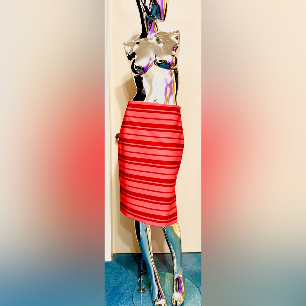 ☀️Spring Sale: Banana Republic Red + Pink Candy Stripe stretchy Pencil Skirt